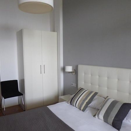 Hotel Cr Luarri à Saint-Sébastien Extérieur photo