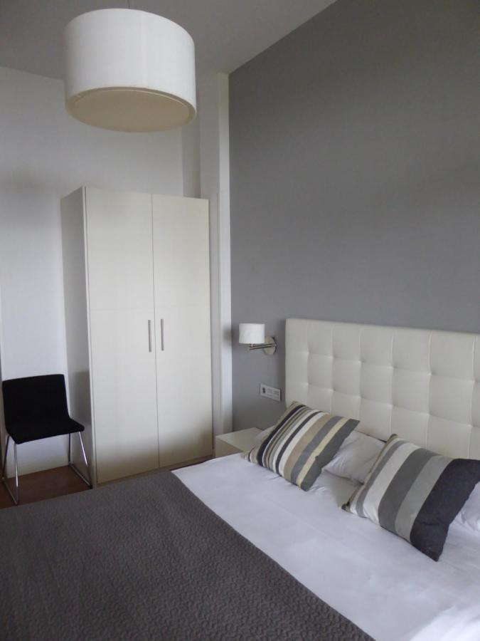 Hotel Cr Luarri à Saint-Sébastien Extérieur photo