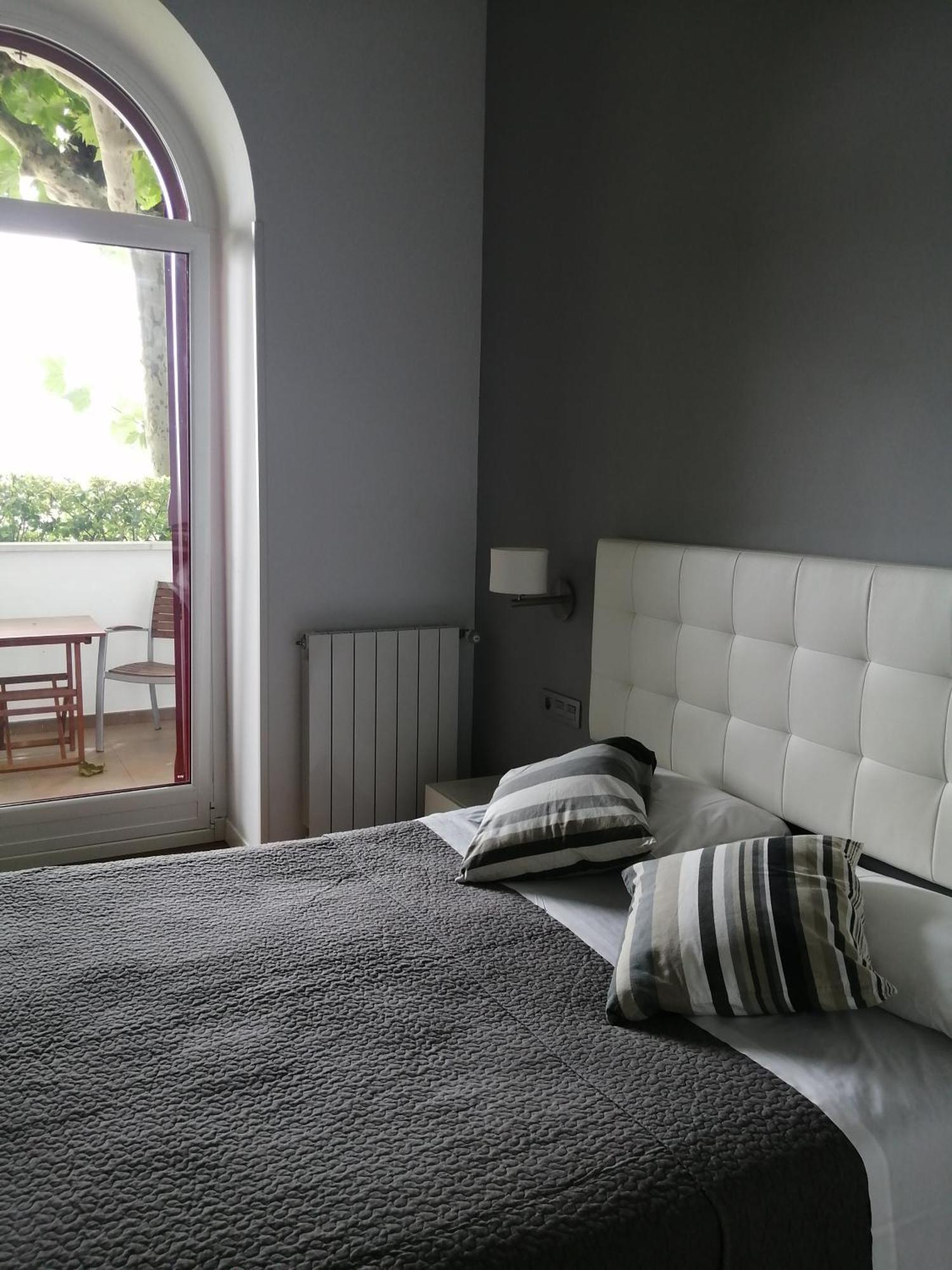 Hotel Cr Luarri à Saint-Sébastien Extérieur photo